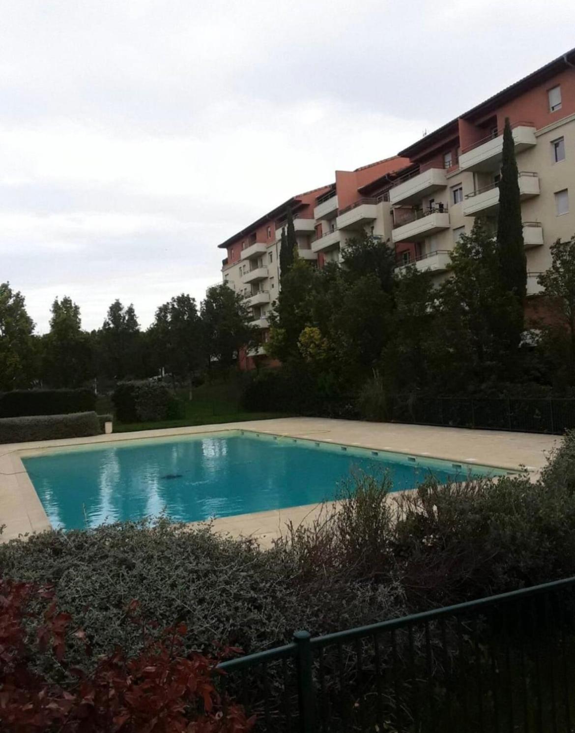 Appartement Spacieux Avec Piscine Марсель Экстерьер фото